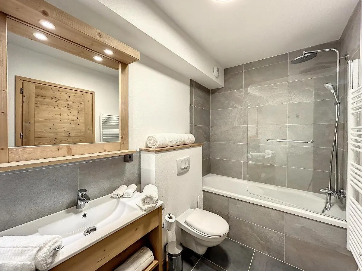 Chalet De Luxe 6 Chambres Avec Piscine Et Bien-Etre A Combloux - Fr-1-560-107 France