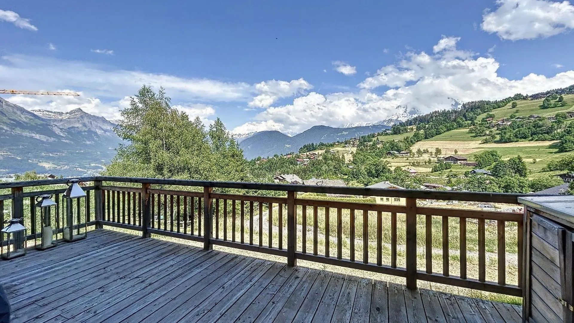 Chalet De Luxe 6 Chambres Avec Piscine Et Bien-Etre A Combloux - Fr-1-560-107 0*,  France