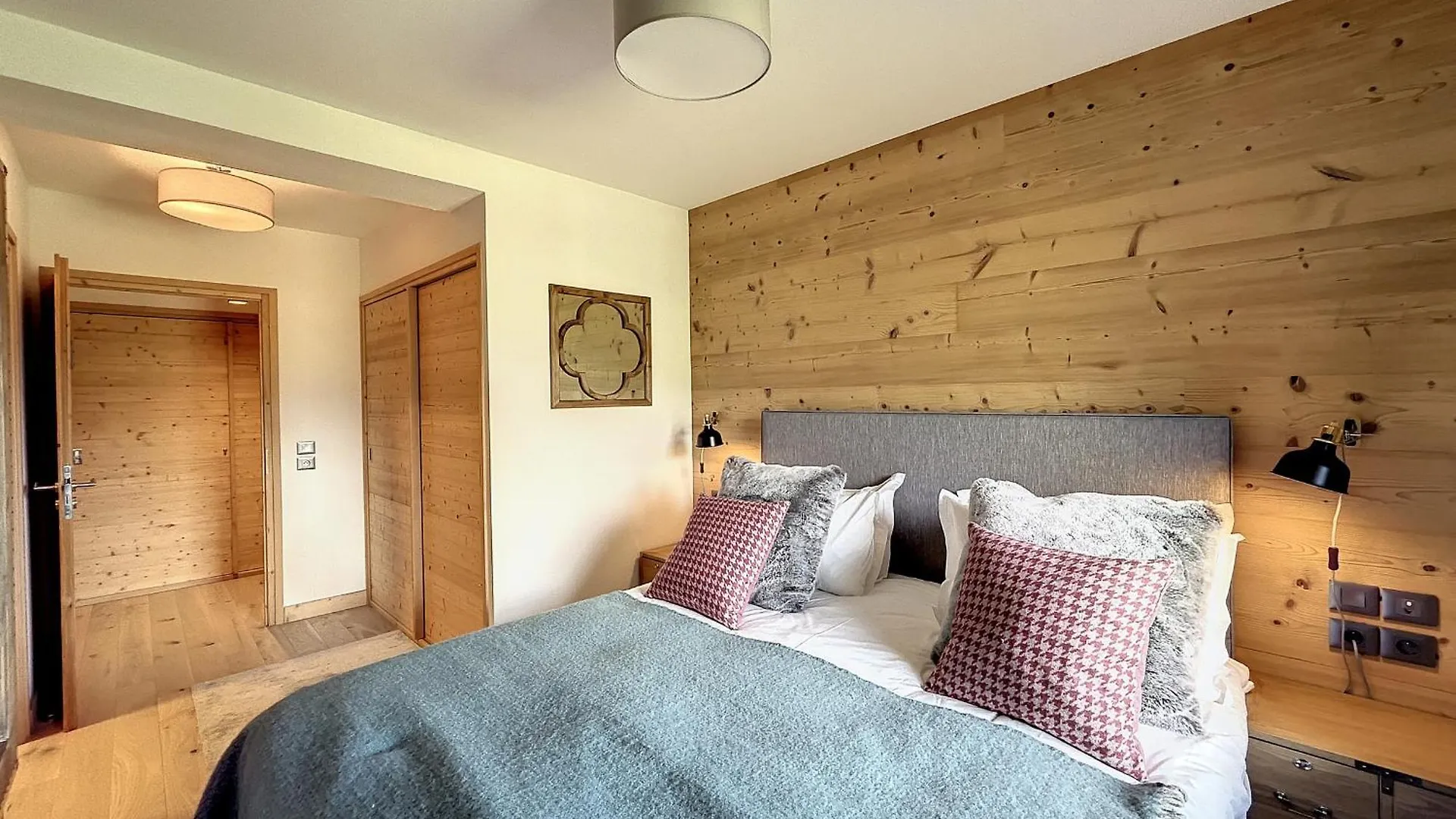 Chalet De Luxe 6 Chambres Avec Piscine Et Bien-Etre A Combloux - Fr-1-560-107